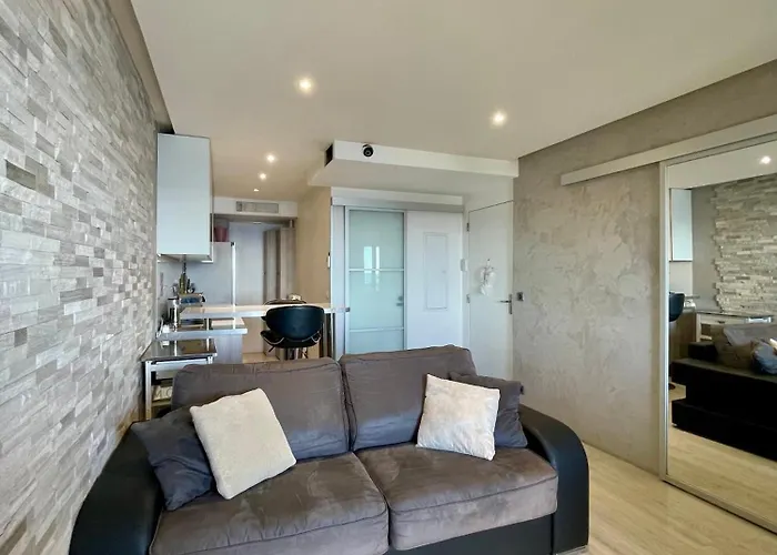 Vue Aux Portes De Monaco アパート カップダイユ